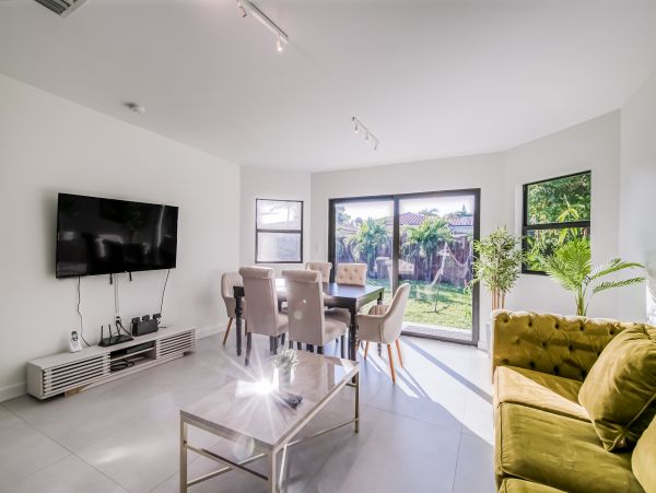 Miami Beach Home 1025628