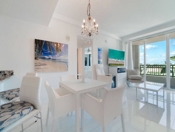 Boynton Beach Condo 1025630