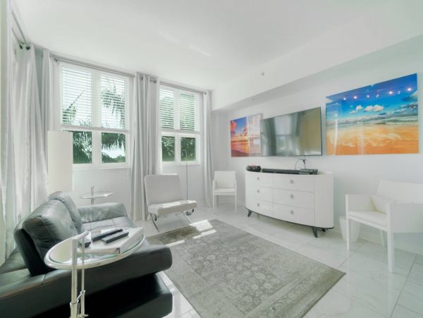 Boynton Beach Condo 1025632