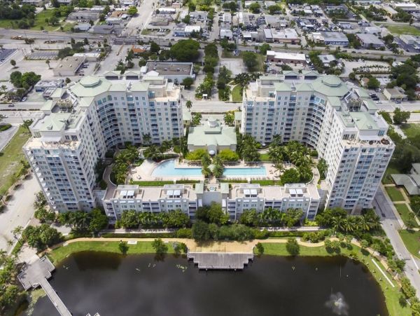 Boynton Beach Condo 1025632