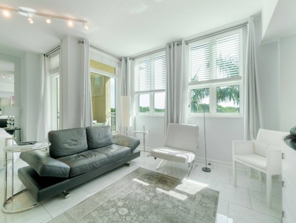 Boynton Beach Condo 1025632