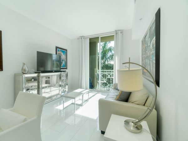 Boynton Beach Condo 1025633