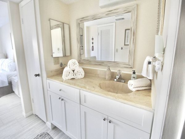 Hutchinson Island Condo 1025634