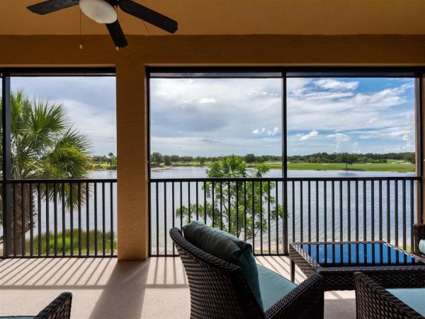 Sarasota National's Lakeside Gem, a Blend of Elegance & Recreation