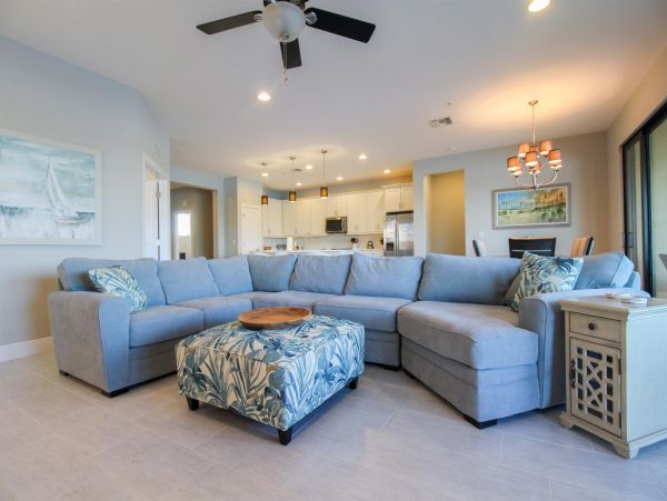 Sarasota National's Lakeside Gem, a Blend of Elegance & Recreation