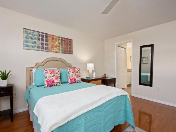Venice Condo 1025650