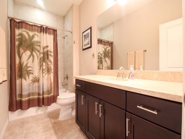 Lovely Venice Vacation Rental with 3 Bedrooms