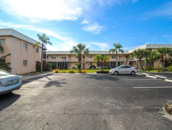 Venice Condo 1025654