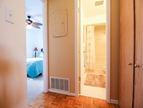 Venice Condo 1025654
