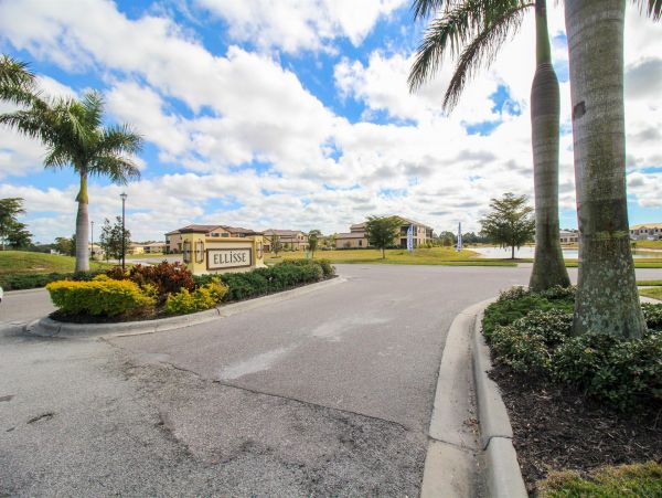 Venice Condo 1025655
