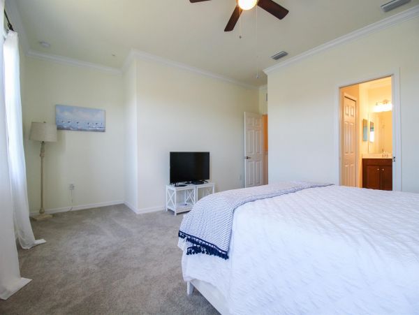 Venice Condo 1025655