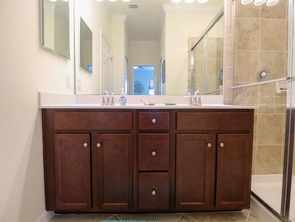 Venice Condo 1025655