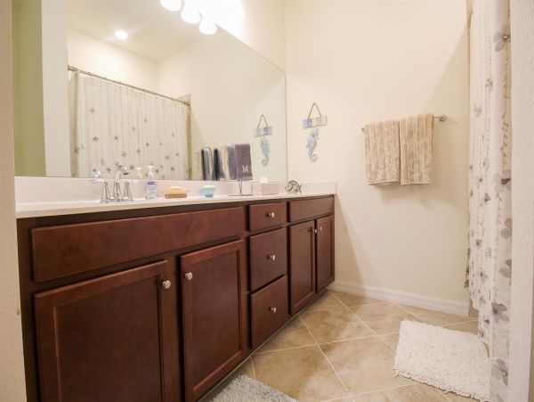 Venice Condo 1025655