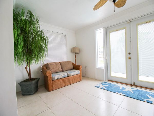 Venice Home 1025659