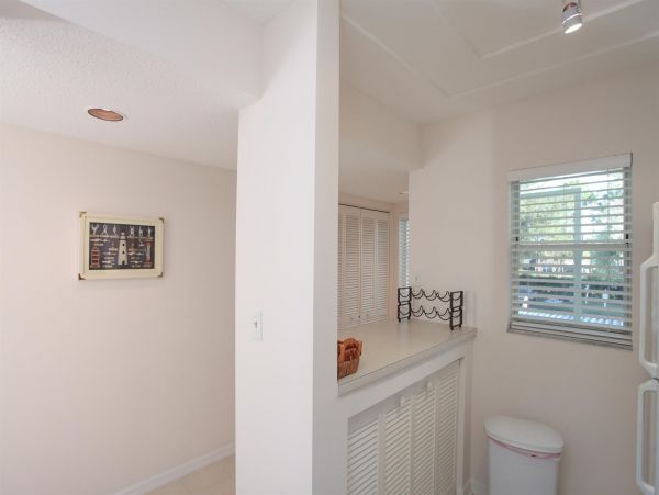 Venice Condo 1025661