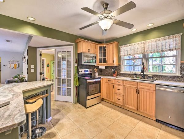 Sarasota 4 Bedroom Home with 2 Private Casitas