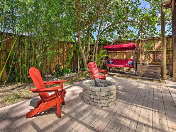 Sarasota 4 Bedroom Home with 2 Private Casitas
