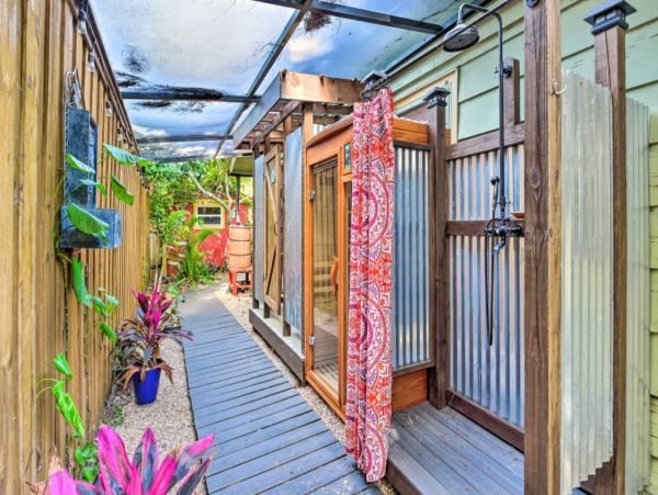 Sarasota 4 Bedroom Home with 2 Private Casitas