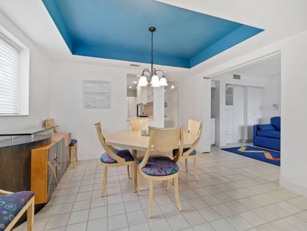 Lovely 2 Bedroom Condo in Longboat Key Sleeps 6