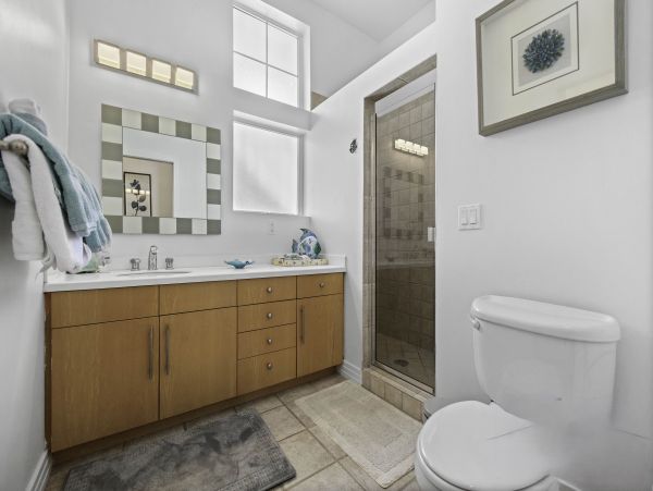 Walk to beach Longboat Key Vacation Home Three Bedroom