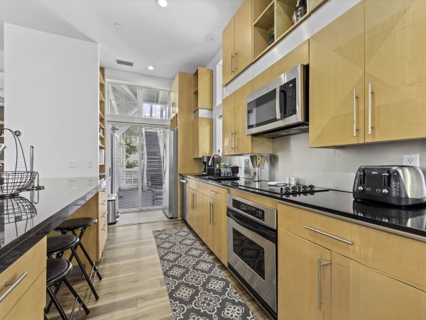 Walk to beach Longboat Key Vacation Home Three Bedroom