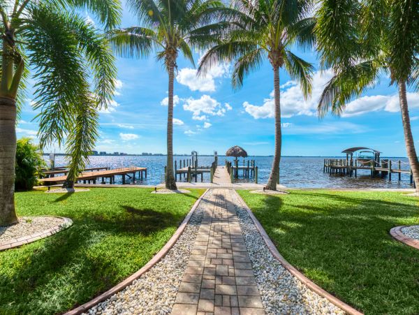 Cape Coral Home 1025770