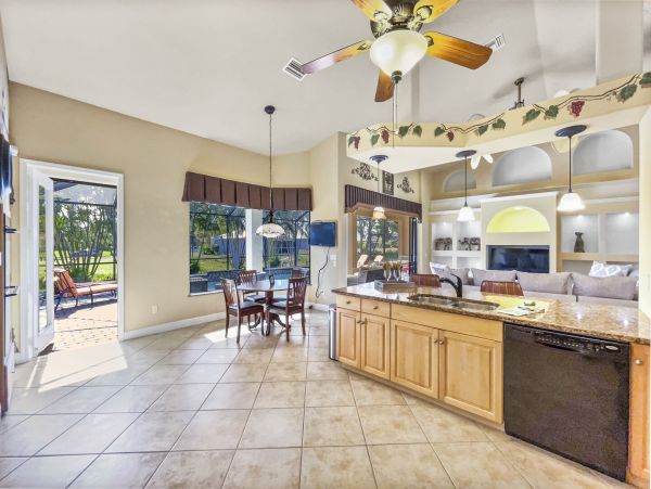 Cape Coral Home 1025772