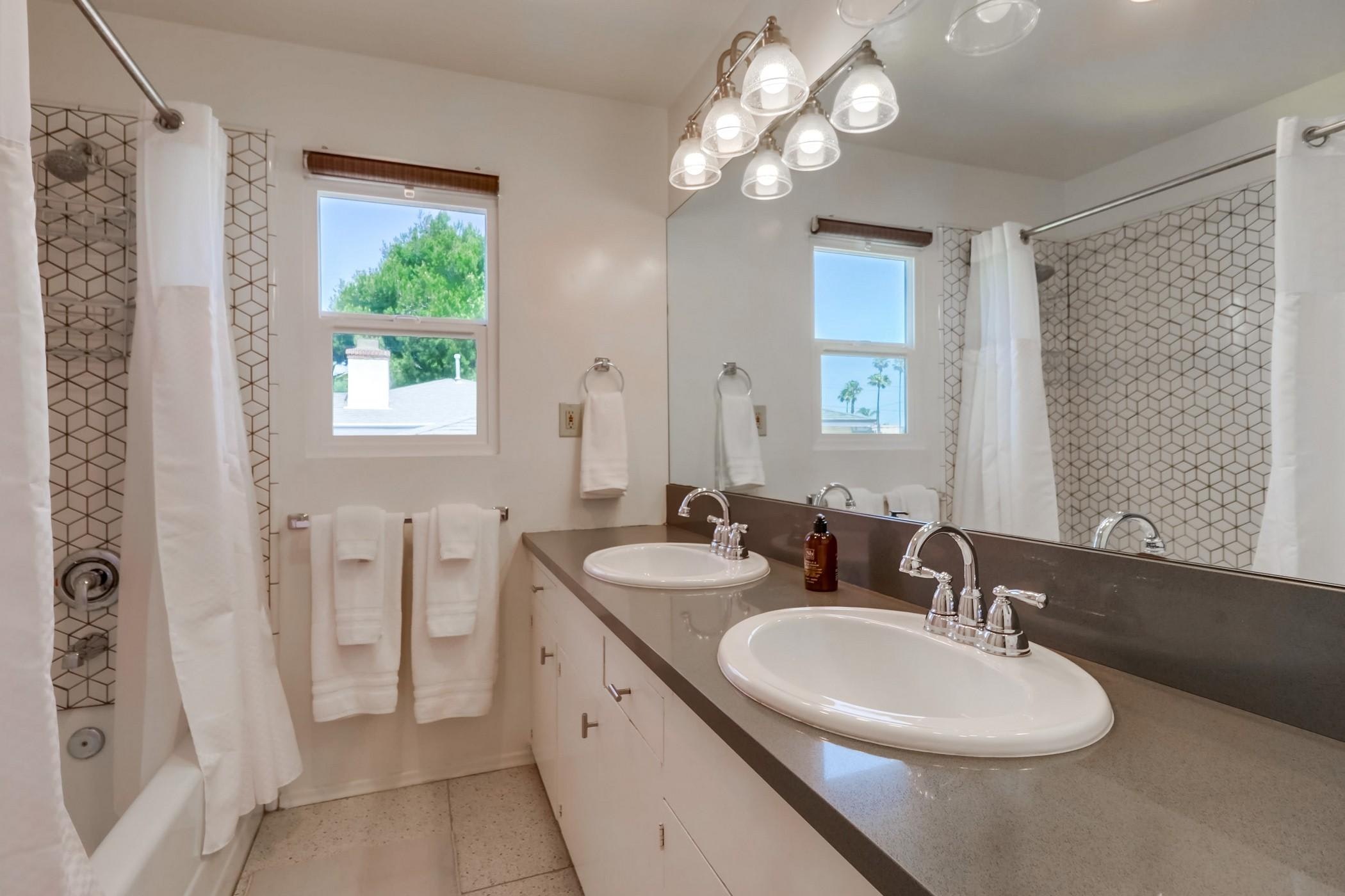 Mission Beach And Pacific Beach Home 1025801
