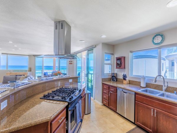 Mission Beach And Pacific Beach Home 1025805