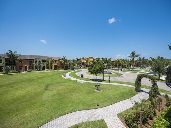 Naples Condo 1025813