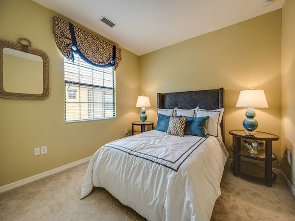 Naples Condo 1025813