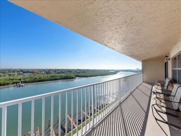 Naples Condo 1025815