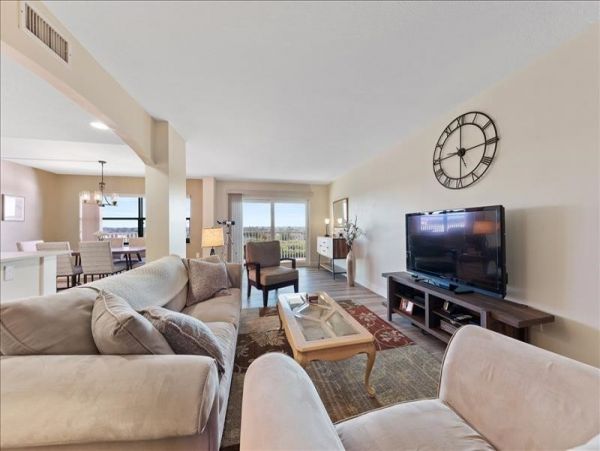 Naples Condo 1025815