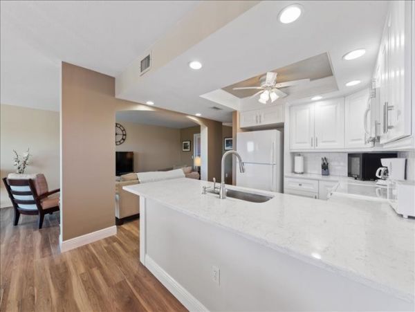 Naples Condo 1025815