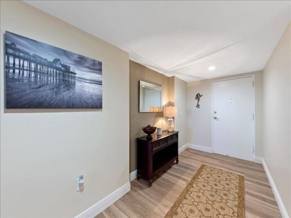 Naples Condo 1025815