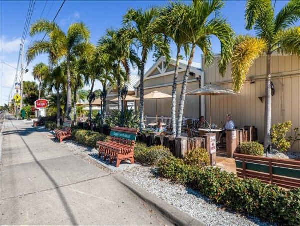 Naples Condo 1025816
