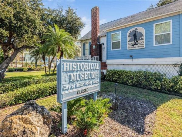 Naples Condo 1025816