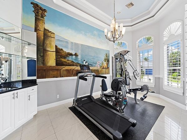 Naples Home 1025819