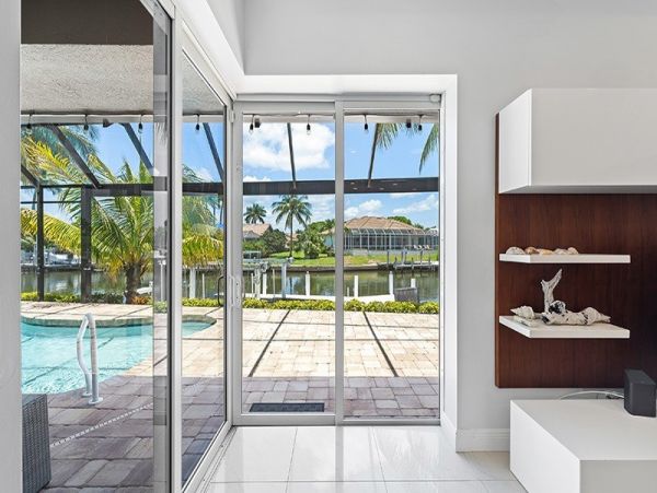 Naples Home 1025819
