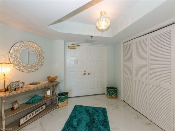 Beautiful 2 Bedroom Condo in Marco Island Sleeps 4
