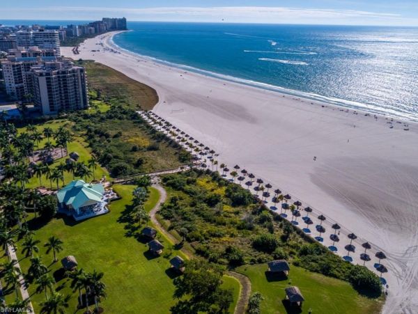 Beautiful 2 Bedroom Condo in Marco Island Sleeps 4