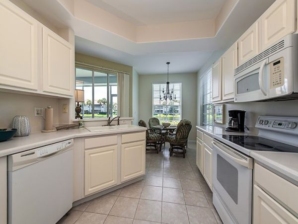 Naples Condo 1025822