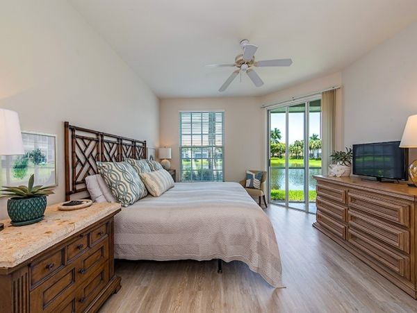 Naples Condo 1025822