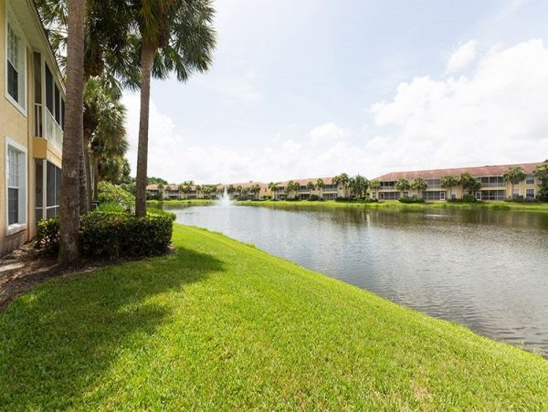 Naples Condo 1025822