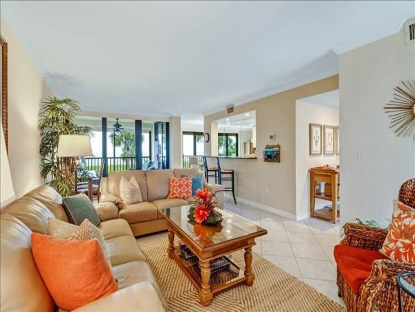 Gulf Front Naples Vacation Condo Two Bedroom