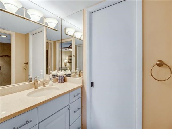 Gulf Front Naples Vacation Condo Two Bedroom