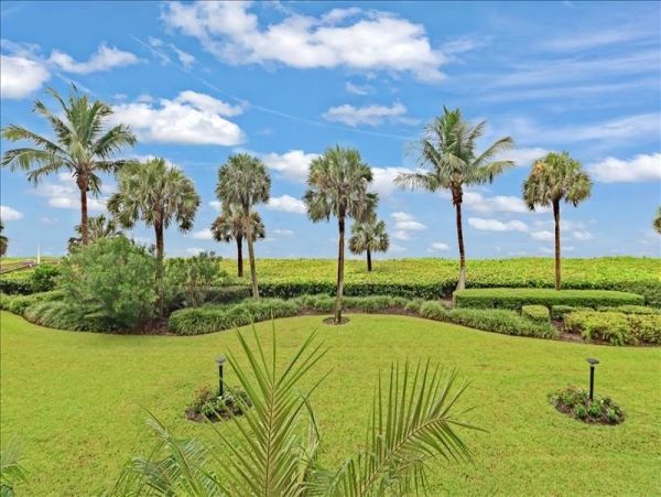 Gulf Front Naples Vacation Condo Two Bedroom