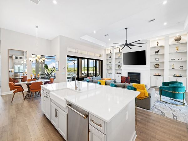 Naples Home 1025824
