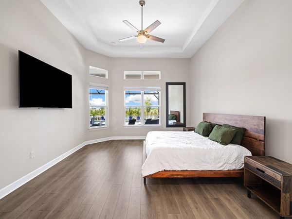Naples Home 1025824