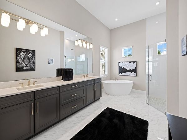 Naples Home 1025824